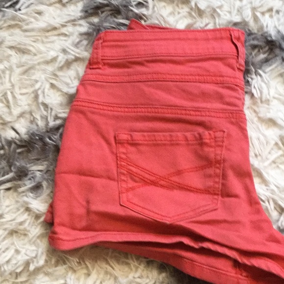 Aeropostale pinkish orangish shorts - Picture 3 of 4